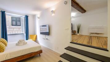 1 bedroom, internet, bed sheets