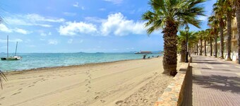 2 bedroom amazing home in Los Alcázares