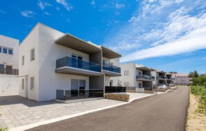 Exterior - Amazing apartment in Simuni with WiFi (Simuni)