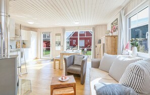 Fernseher, Kamin, Stereoanlage