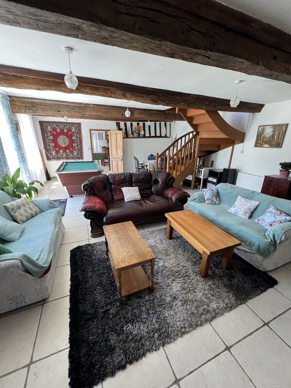 TV, fireplace, DVD player, table football