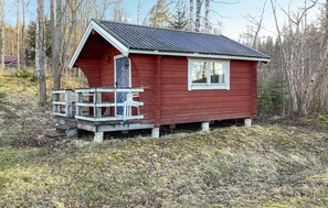 Exterior - Beach front home in Ludvika with sauna (Ludvika)