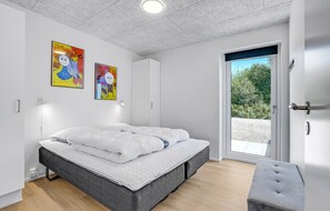 2 bedrooms, free WiFi