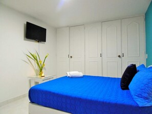 3 Schlafzimmer, Schreibtisch, Bügeleisen/Bügelbrett, kostenloses WLAN