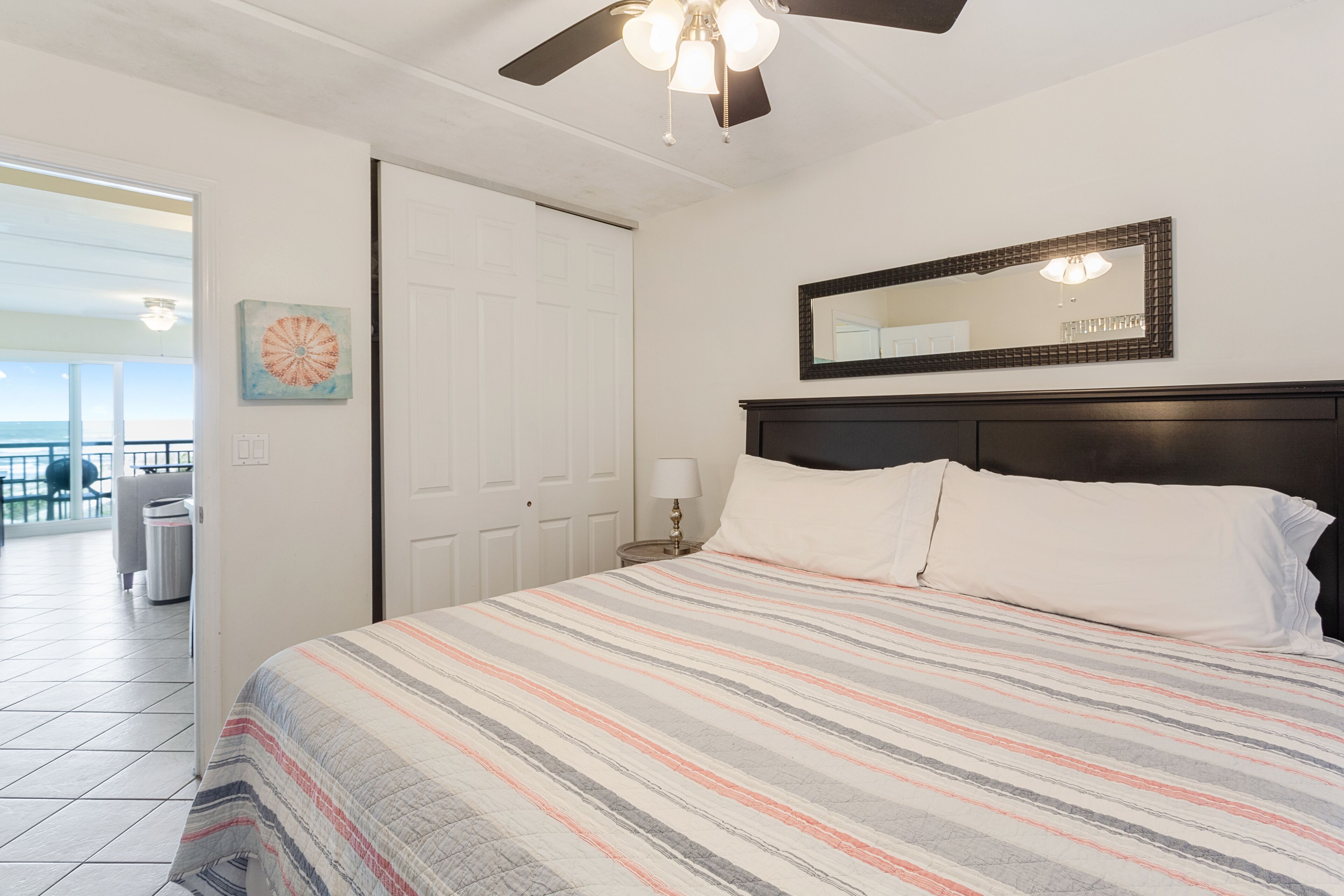 Pet Friendly Oceanfront Condo- 15 Min to Downtown!