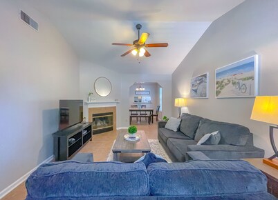 Luminous & Pristine, Spacious and Serene!