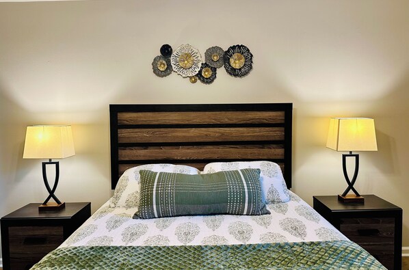 2 makuuhuonetta, silitysrauta/-lauta, ilmainen Wi-Fi, vuodevaatteet