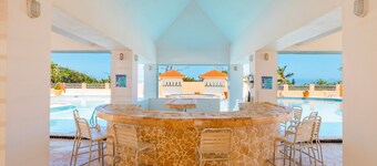 Golden Dream Studio 306 B