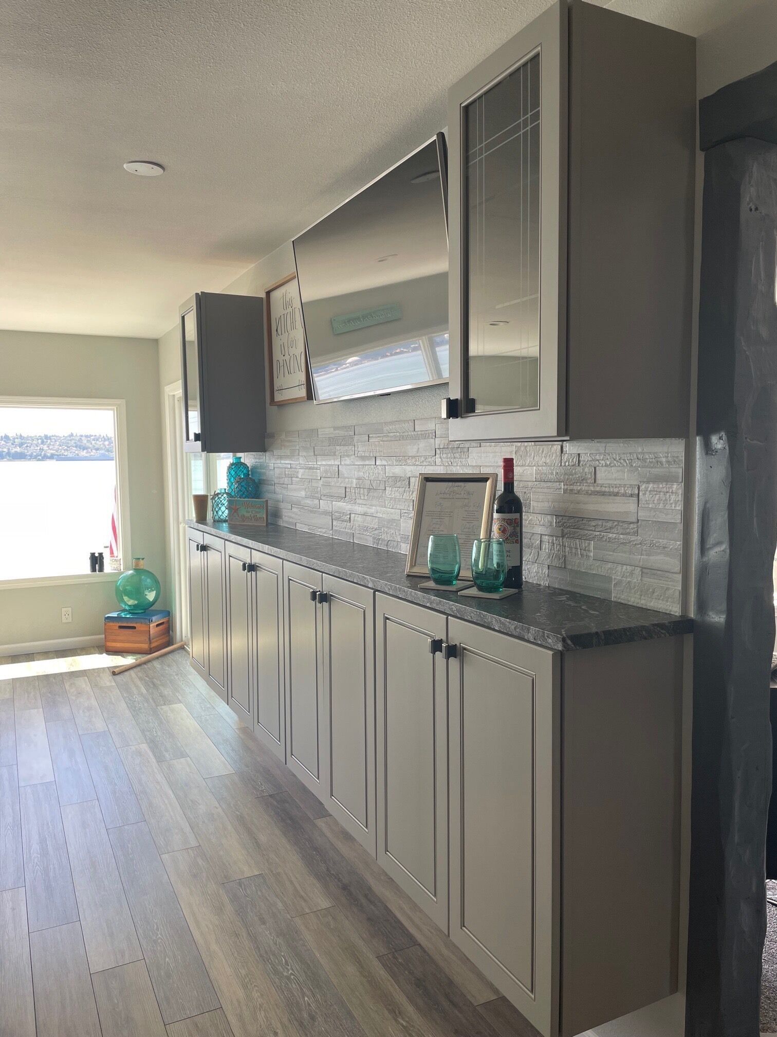 Wanderlust Beach retreat is a home set directly on the beach in Browns Point. 