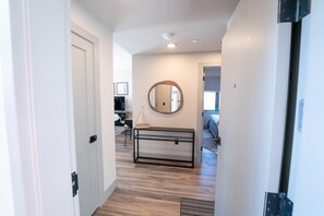 1 chambre, bureau, fer et planche à repasser, Wi-Fi