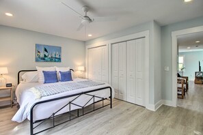 2 habitaciones, tabla de planchar con plancha, wifi y ropa de cama 