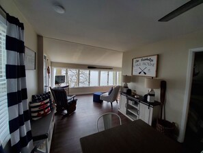 Smart TV, video games