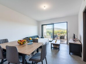 Dining - Stanatura by Interhome (Porto Vecchio)