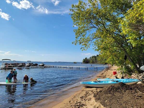 Beach - The Shores Condo W/ King Bed<br>Nightly, Weekly or Monthly (Williamsburg)