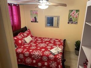 1 chambre, bureau, fer et planche Ă repasser, Wi-Fi gratuit