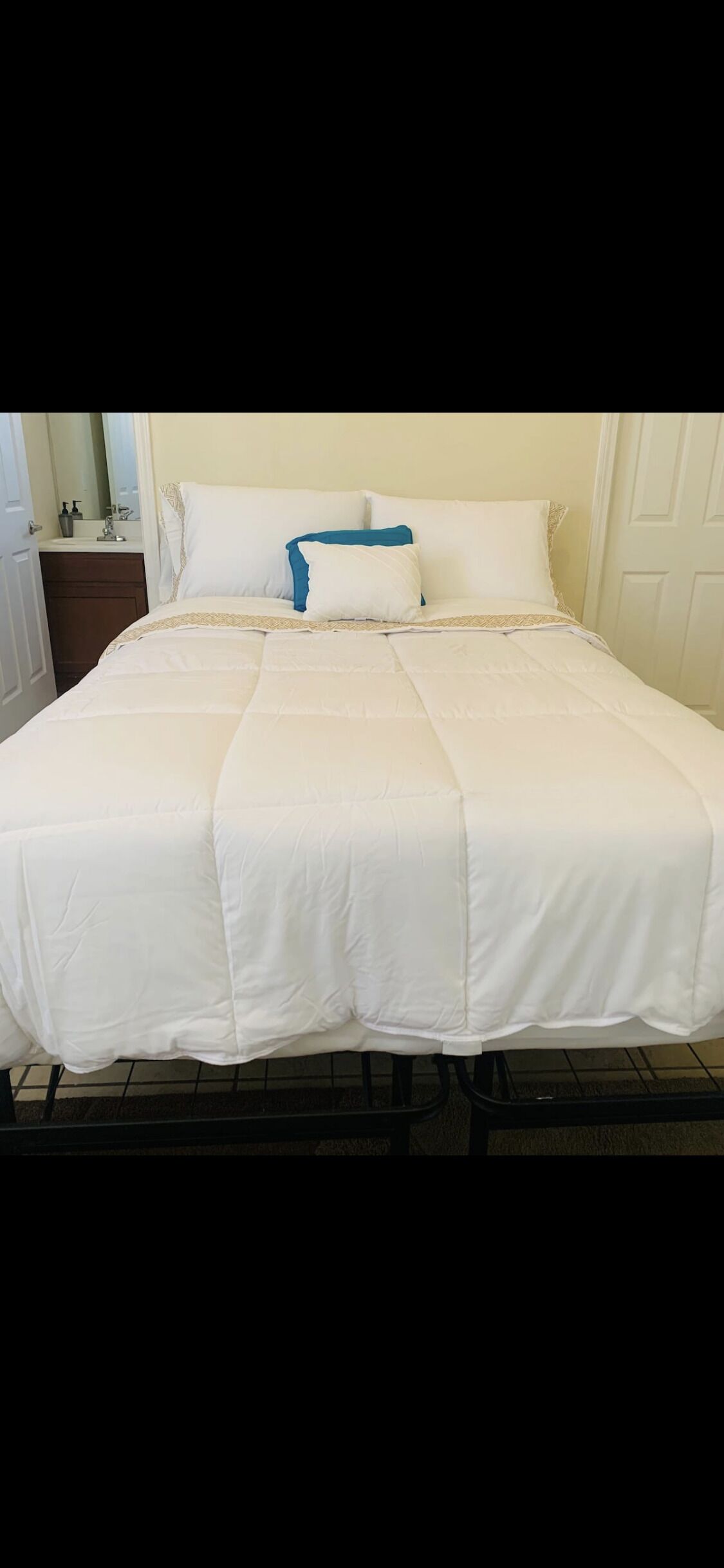 Utopia Duplex Home🗼🌄