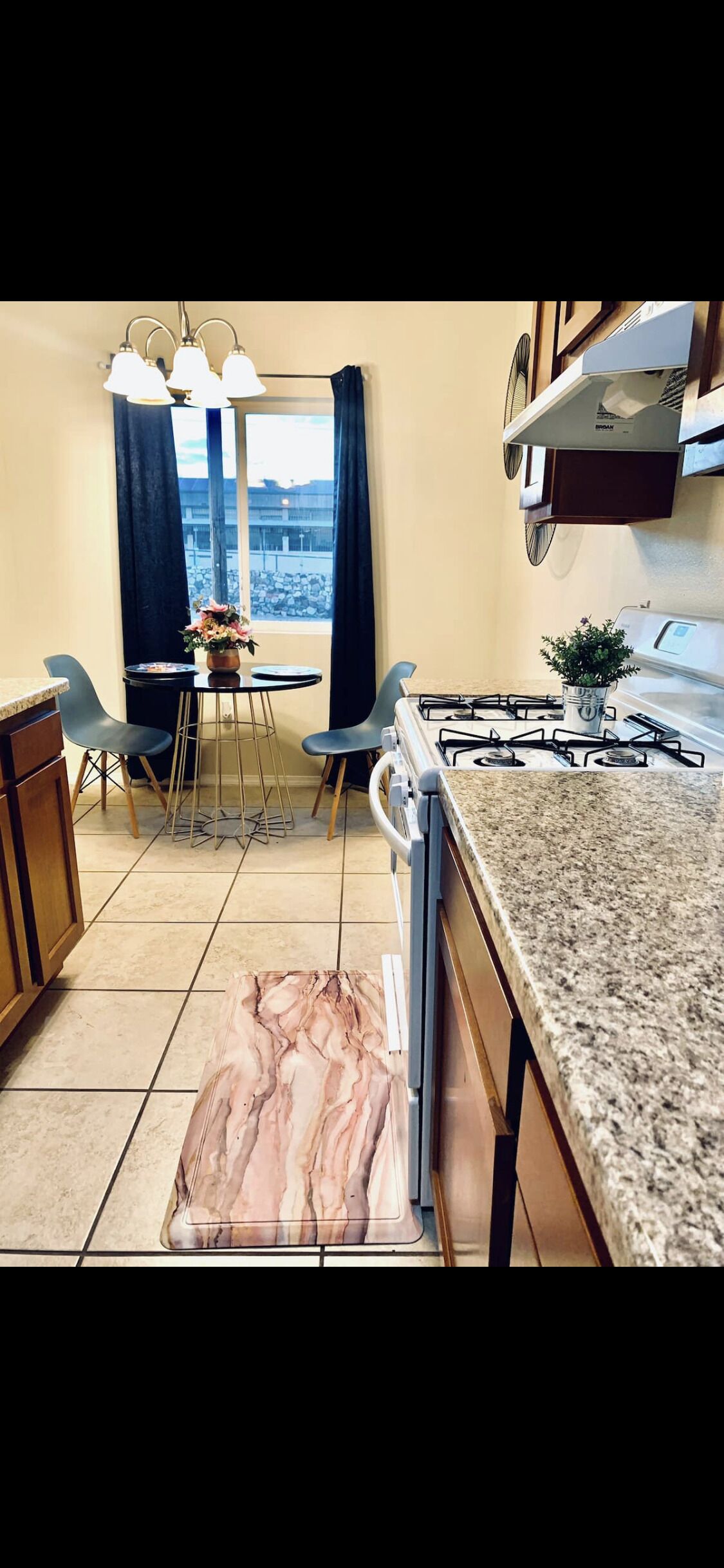 Utopia Duplex Home🗼🌄