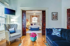 Smart TV, fireplace, offices