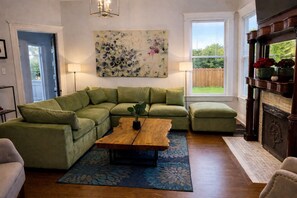 Smart-tv en een open haard