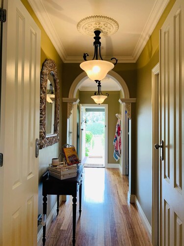 Charming period cottage with a picturesque garden