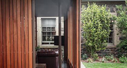 Fusilier Cottage Battery Point