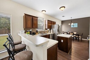 Microwave, oven, stovetop, dishwasher