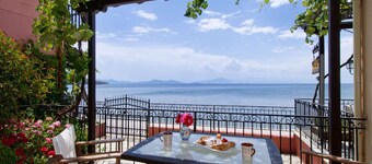 House in Lefokastro - in front of the beach + Wi-Fi #2