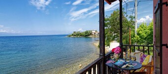 House in Lefokastro - in front of the beach + Wi-Fi #6