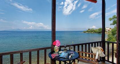 House in Lefokastro - in front of the beach + Wi-Fi #6