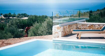 Kassandra - Luxury Villa for 8-10 people with panorama view and private pool