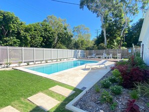 Pool - Alma Bay Holiday Unit 2-BOM (Arcadia)