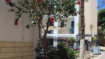 Apartamento, 1 quarto, sacada | Fachada