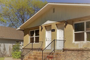 Apartment, 2 Bedrooms | Exterior - A Perfect Retreat in Grand Forks (Grand Forks)