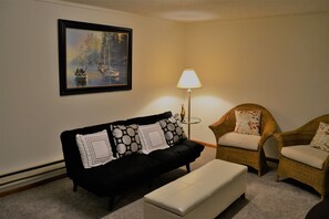 Apartment, 2 Bedrooms | Interior - A Perfect Retreat in Grand Forks (Grand Forks)