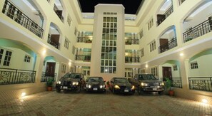 Room, 3 Bedrooms, Accessible, Smoking | Exterior - Room-apartment Royale Hotel-3 Bd Apartme (Lagos)