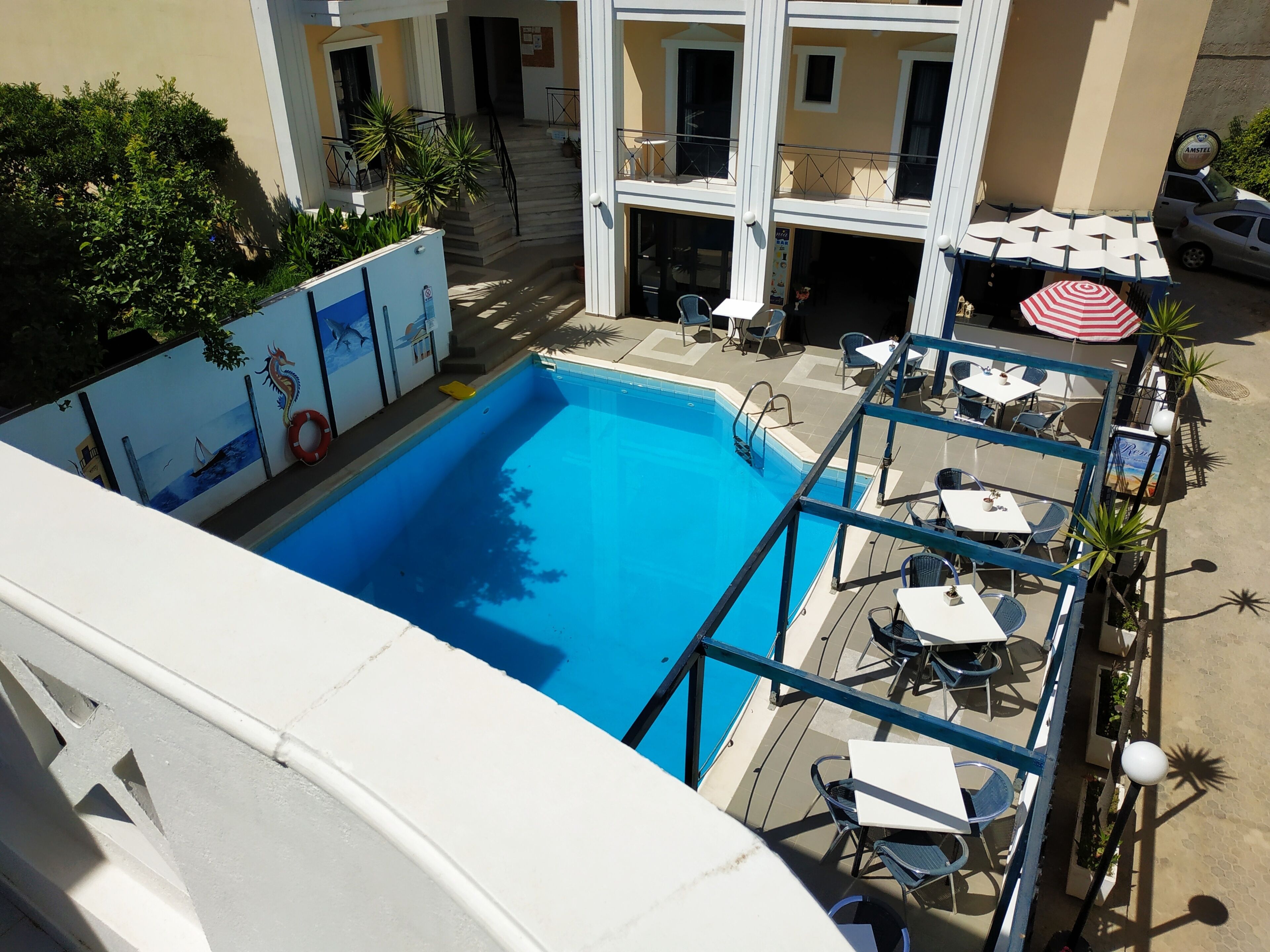 Estúdio, 1 quarto, sacada, vista para a piscina | Fachada da propriedade