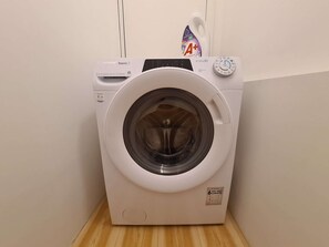 公寓, 2 间卧室, 露台 | 浴室