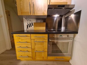 Lägenhet - 3 sovrum - uteplats | Eget kök | Mikrovågsugn och kaffe- och tebryggare