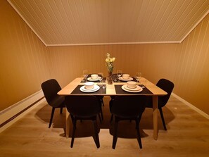 Apartment, 3 Bedrooms, Patio | Dining room