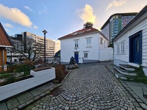 Apartment, 2 Bedrooms, Balcony, City View | Property grounds - Beautiful 2-bedroom In City Center, With Balcony and Free Parking (Stavanger)
