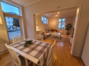 Apartment, 2 Bedrooms, Balcony, City View | Dining room - Beautiful 2-bedroom In City Center, With Balcony and Free Parking (Stavanger)