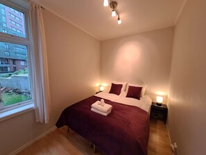 아파트, 침실 2개, 발코니, 시내 전망 | 3 개의 침실