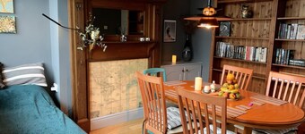 Cosy Cottage Sleeps 6 Suit Families, Contractors, Couples