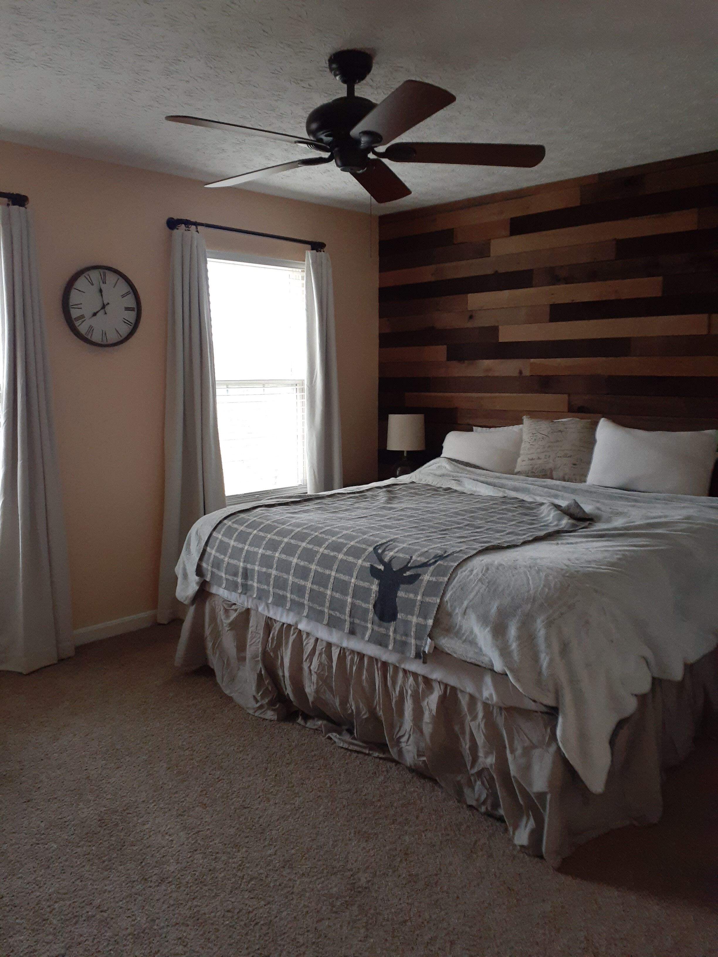 Coziest Room in Town!