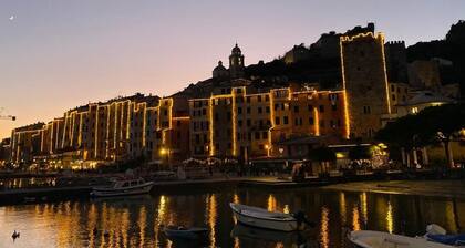 Sea View Apartment Portovenere on the sea