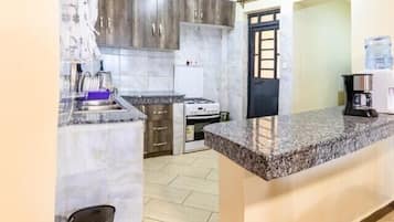 Fridge, microwave, oven, coffee/tea maker