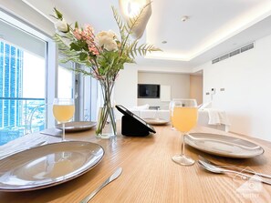 Dining room - Luxury stay at Fashion Avenue Dubai Mall Residence (Dubai)