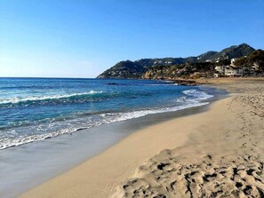 Beach towels - BEACH APARTMENT "CALA TORTA" POOL & TERRACE IN CANYAMEL (Capdepera)