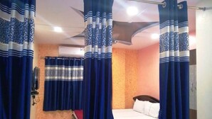 Hypo-allergenic bedding available, iron/ironing board (on request) - Sagar Grand (Hyderabad)