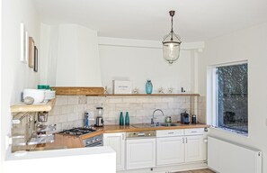 Kühlschrank, Ofen, Herdplatte, Geschirrspüler